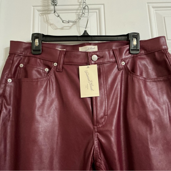 Universal Thread Women’s Burgundy Mid-Rise Faux Leather Baggy Pants Size 12R - Picture 5 of 9